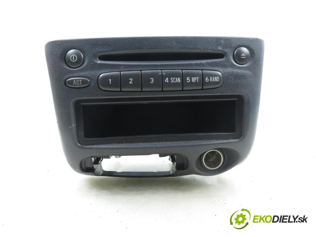 TOYOTA YARIS (_P1_) HB 2002 55,00 1.4 D-4D (NLP10_) - 1ND-TV 1364,00 RADIO CD 8612052030