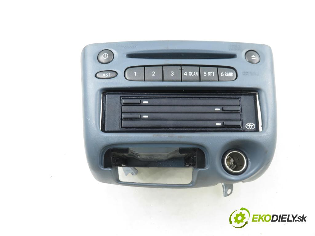 TOYOTA YARIS (_P1_) HB 2000 63,00 1.3 VVTi 86 - 2NZ-FE 1299,00 RADIO CD 8612052030
