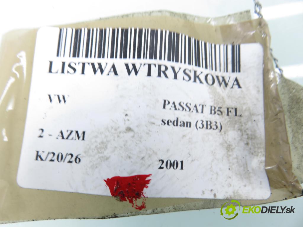 VW PASSAT B5.5 (3B3) SEDAN 2001 85,00 2 - AZM 1984,00 Lišta vstrekovacia 06B133313M (Vstrekovacia lišta)