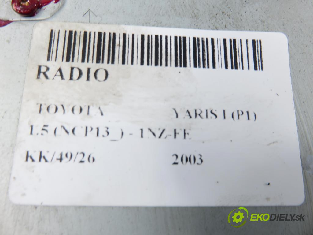 TOYOTA YARIS (_P1_) HB 2003 0,00 1.5 (NCP13_) - 1NZ-FE 1497,00 RADIO CD 8612052030