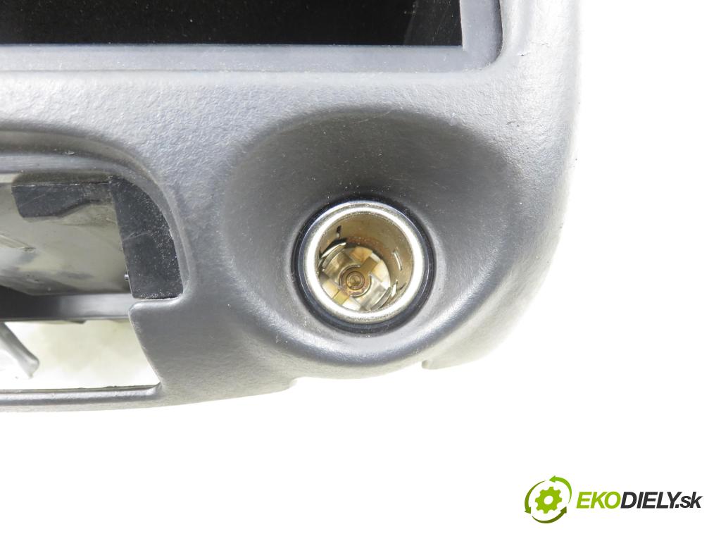TOYOTA YARIS (_P1_) HB 2003 0,00 1.5 (NCP13_) - 1NZ-FE 1497,00 RADIO CD 8612052030