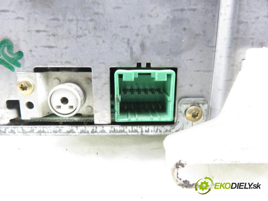 FORD FOCUS (DAW, DBW) HB 2000 96,00 2.0 16V - EDDF 1988,00 RADIO CD 98AP18C815AA