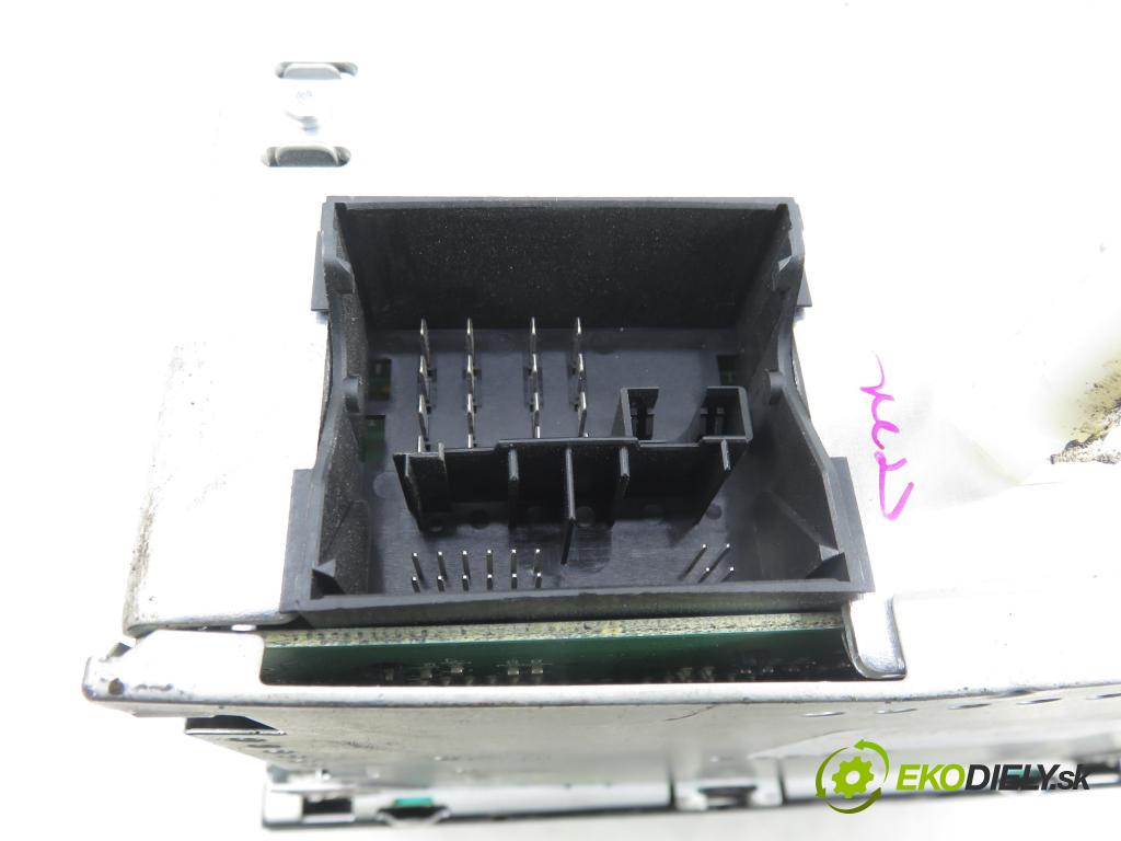 FORD TRANSIT Furgon (FA_ _) FURGON 2012 92,00 2.2 TDCi - CYFB 2198,00 RADIO CD 8C1T18V815AB