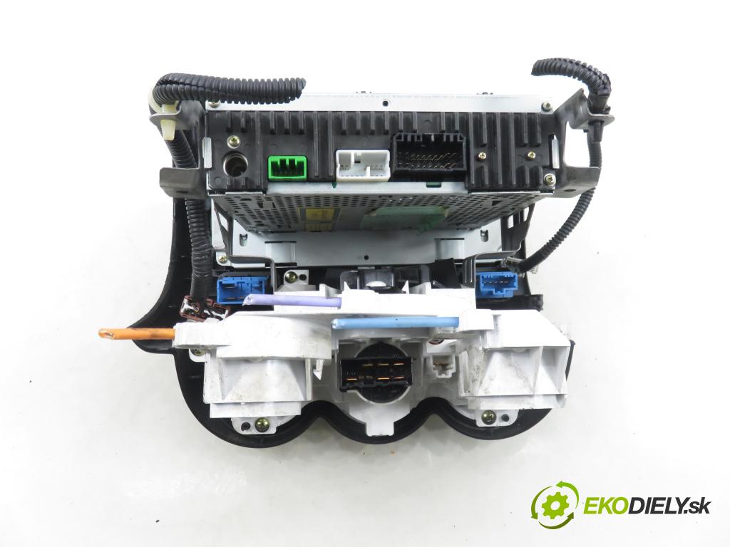 HONDA JAZZ II (GD_, GE3, GE2) HB 2003 61,00 1.3 (GD1) - L13A1 1339,00 RADIO CD 39175SAAG110M1