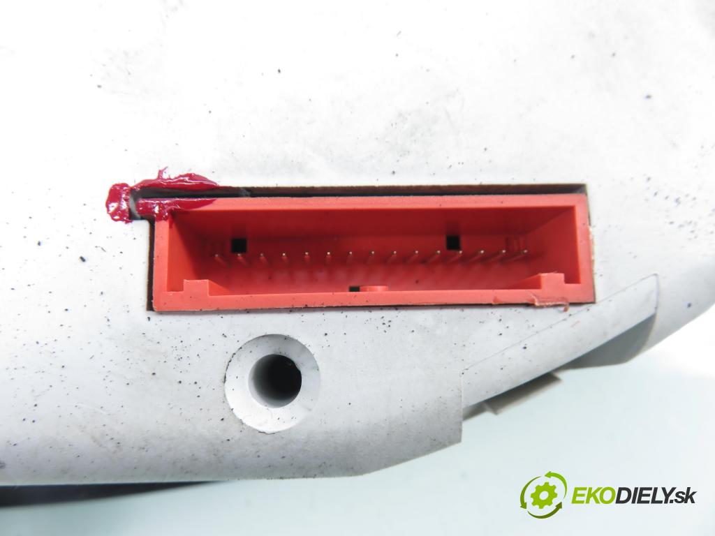 RENAULT SCENIC I (JA0/1_) MINIVAN 2002 0,00 1.6 - K4M 708 1598,00 Prístrojovka elektrický 8200071820