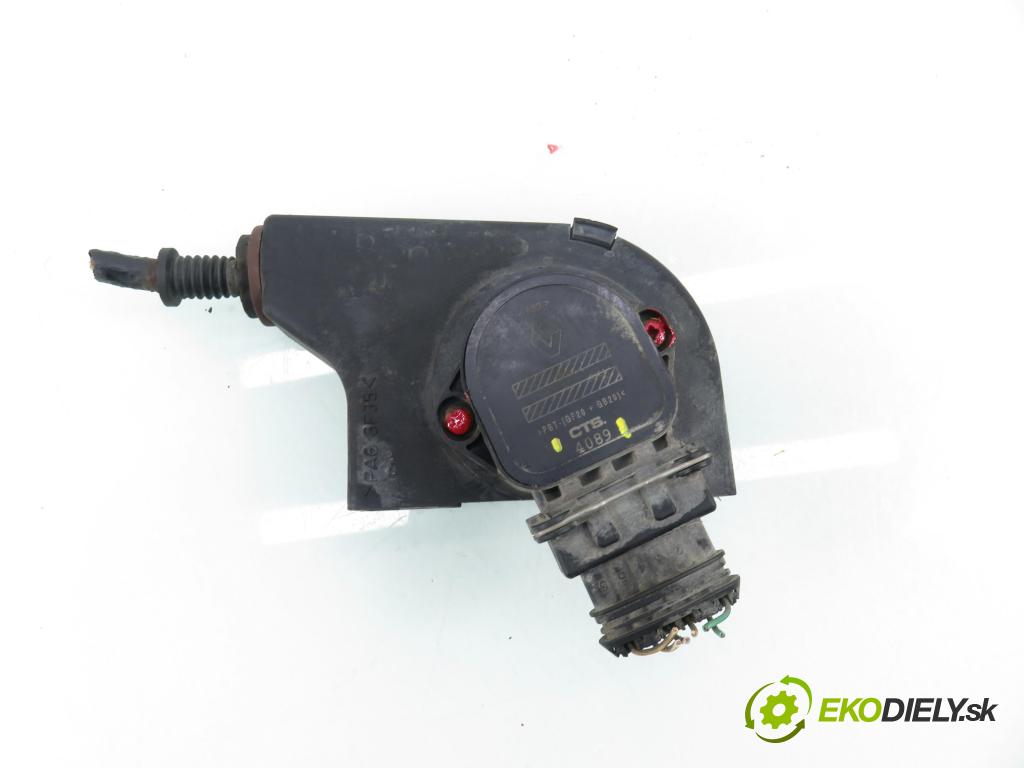 RENAULT SCENIC I (JA0/1_) MINIVAN 2002 0,00 1.6 - K4M 708 1598,00 Potenciometer plynu 7700431918 ; CTS4089 (Potenciometer plynového pedálu)