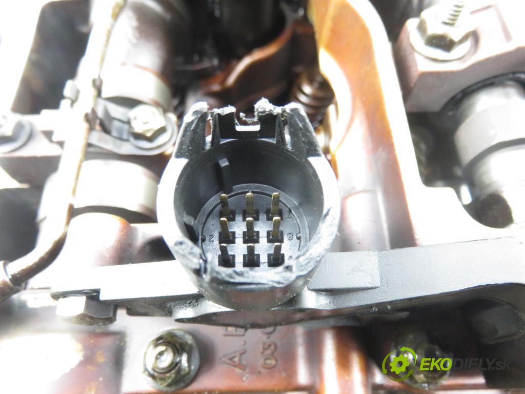 BMW 3 Compact (E46) HB 2002 85,00 1.8 316 ti 115 - N42 B18 A 1796,00 (hlava 7505422