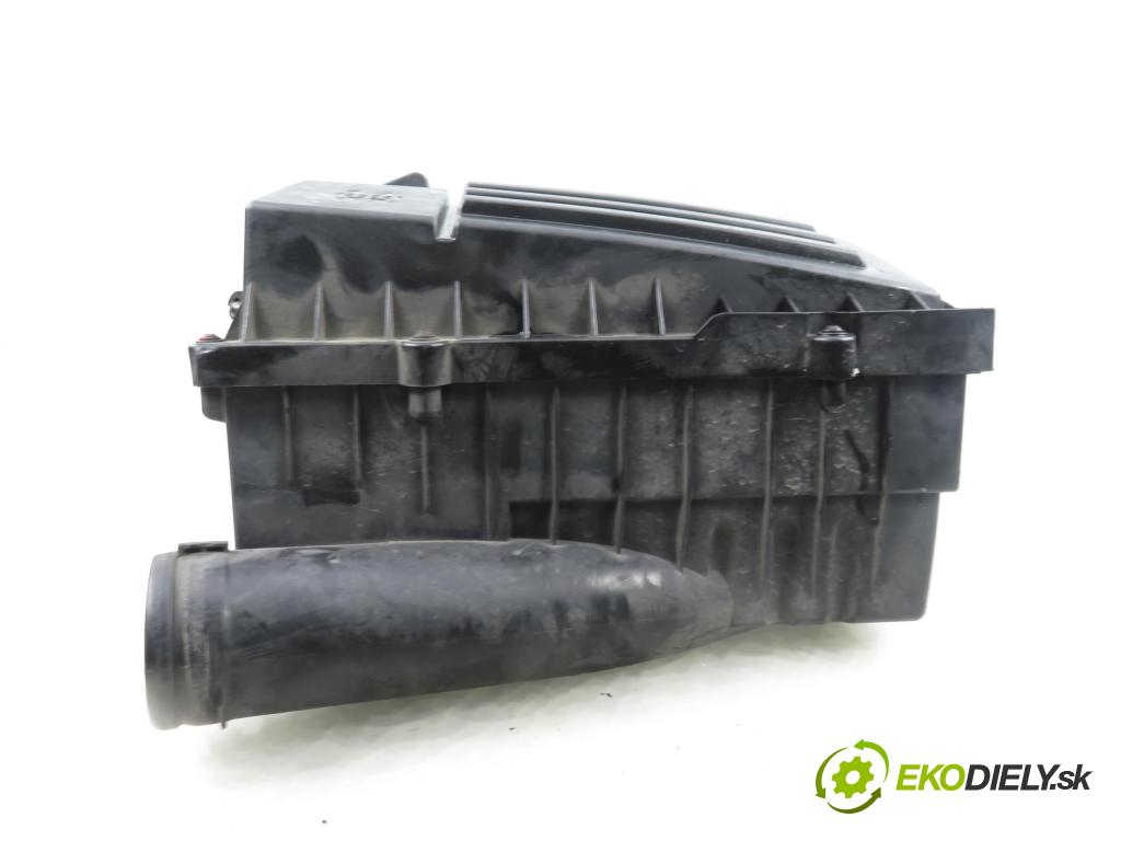 VW GOLF V (1K1) HB 2005 77,00 1.9 TDI - BXE 1896,00 Obal filtra vzduchu 1K0129607R (Obal vzduchového filtra)