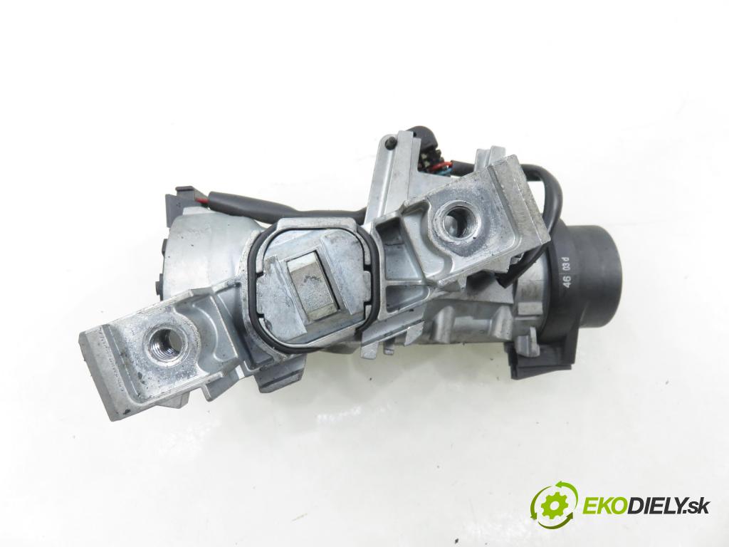 VW GOLF V (1K1) HB 2005 77,00 1.9 TDI - BXE 1896,00 spinačka 1K0905865 ; 1K0905851B (Spínacia skrinka)