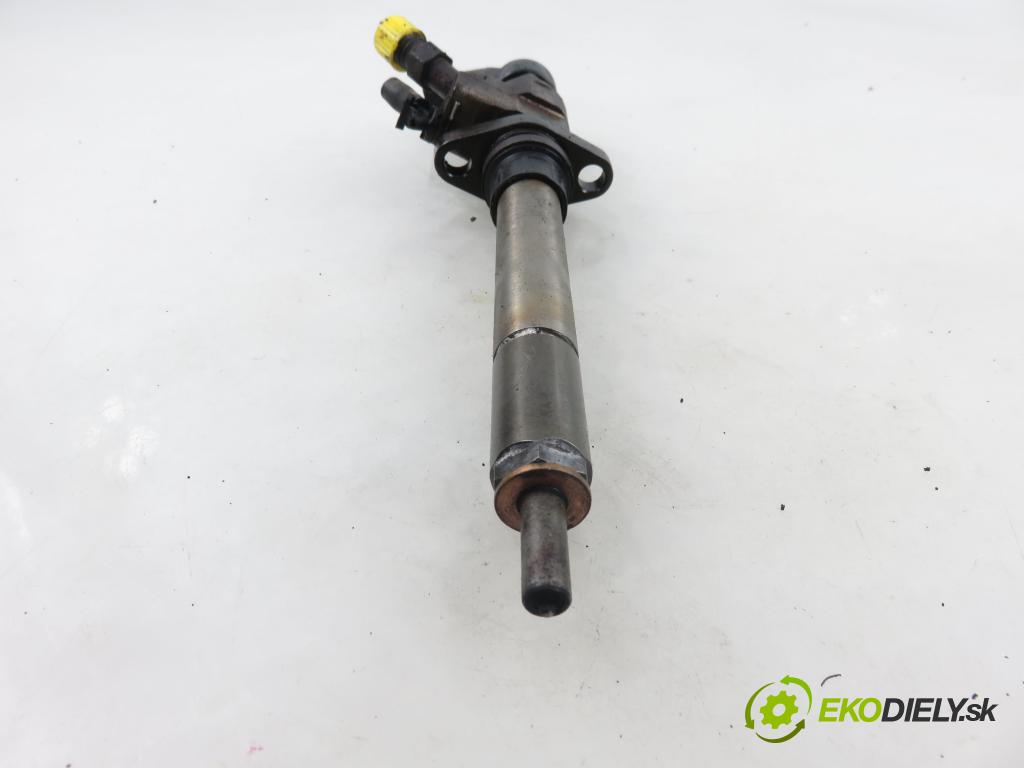 CITROEN C5 II (RC_) SEDAN 2005 100,00 2.0 HDi 136 - RHR (DW10BTED4) 1997,00 vstrekovač 9647247280 (Vstrekovač paliva)