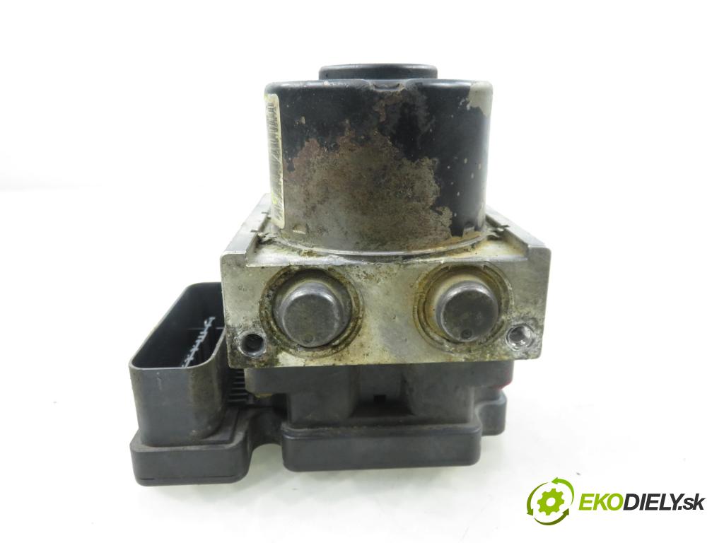 CITROEN C3 II (SC_) HB 2010 50,00 1.4 HDi 8V 70 - 8HZ (DV4TD) 1398,00 pumpa ABS 10097011673 ; 9666392580 ; 28570075043 (Pumpa ABS)