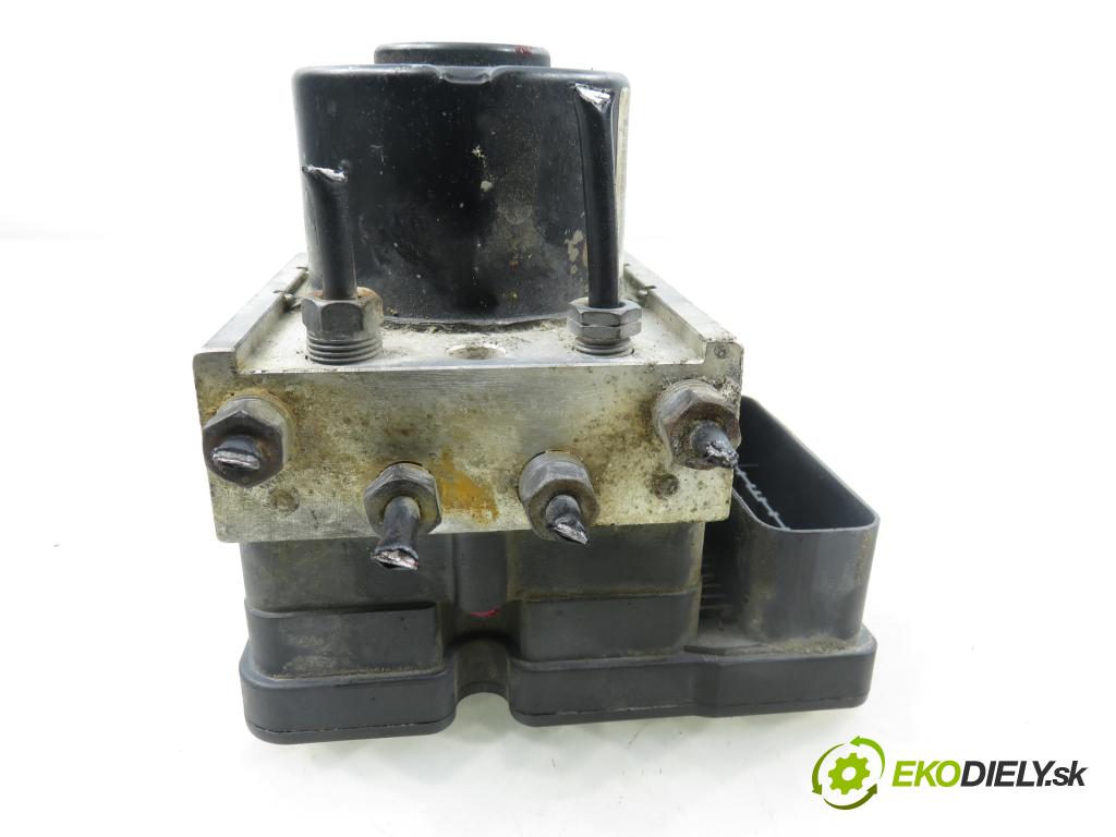 CITROEN C3 II (SC_) HB 2010 50,00 1.4 HDi 8V 70 - 8HZ (DV4TD) 1398,00 pumpa ABS 10097011673 ; 9666392580 ; 28570075043 (Pumpa ABS)