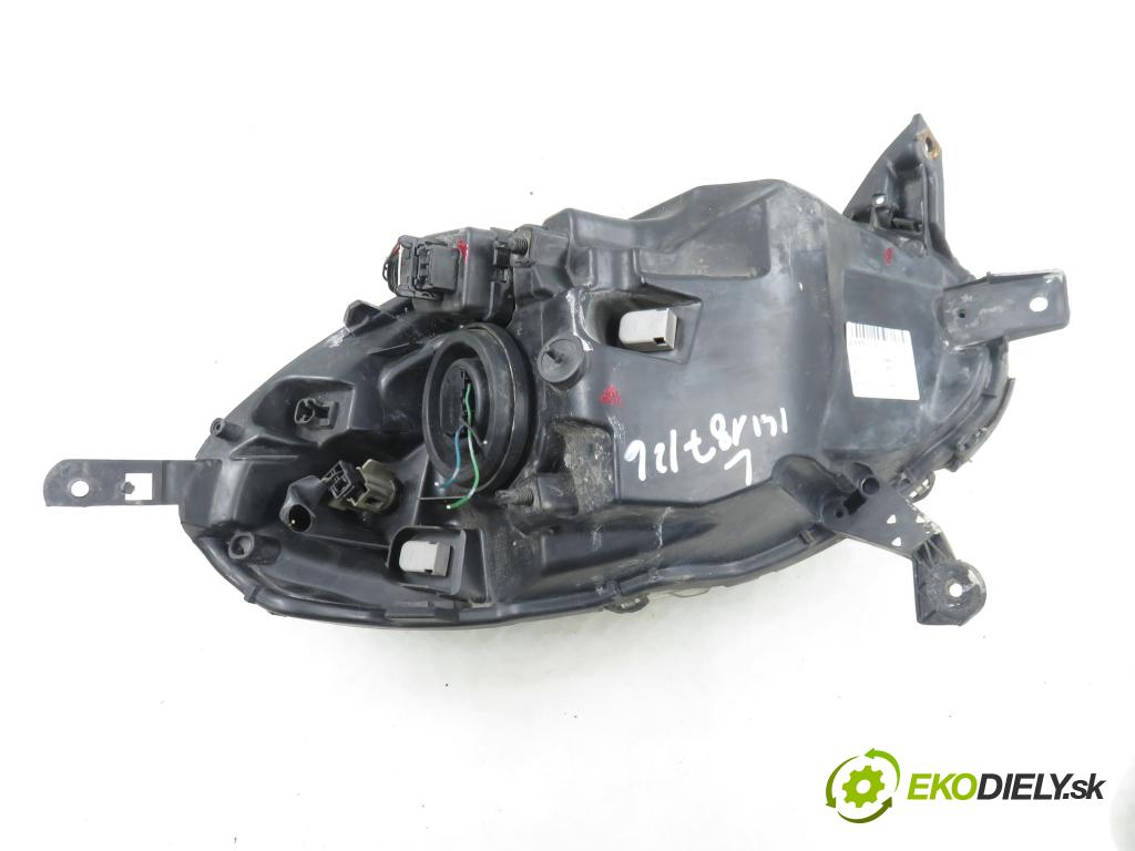 NISSAN MICRA III (K12) HB 2004 65,00 1.3 - CGA3DE 1348,00 světlo LP 26060AX705