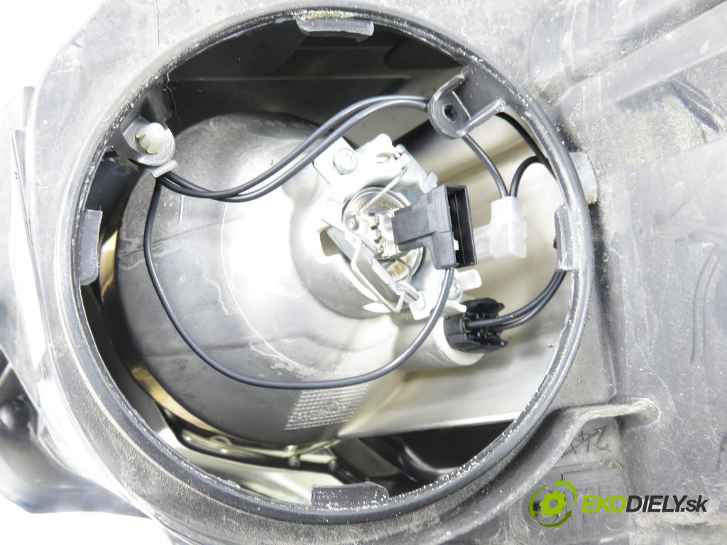 OPEL CORSA D Van HB 2009 0,00 1.2 - Z 12 XEP 1229,00 světlo LP 13186381FE