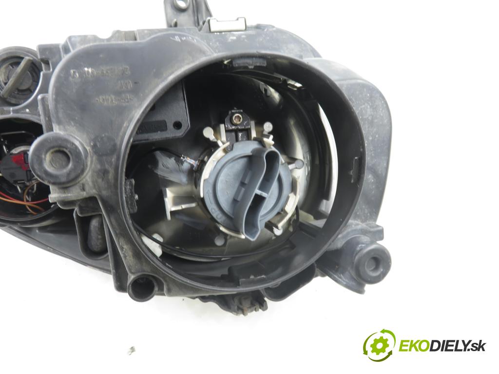 VW GOLF V (1K1) HB 2005 66,00 1.9 TDI PD 90 - BRU 1896,00 světlo LP 1K6941005C