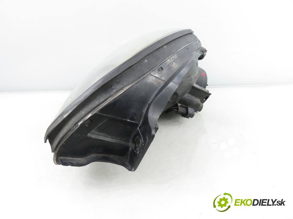 HYUNDAI TUCSON (JM) SUV 2006 83,00 2.0 CRDi 4WD 113 - D4EA 1991,00 světlo PP 921022EXXX