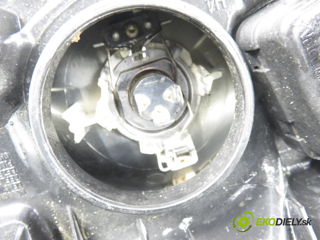 NISSAN MICRA III (K12) HB 2004 65,00 1.3 - CGA3DE 1348,00 světlo PP 26010AX705