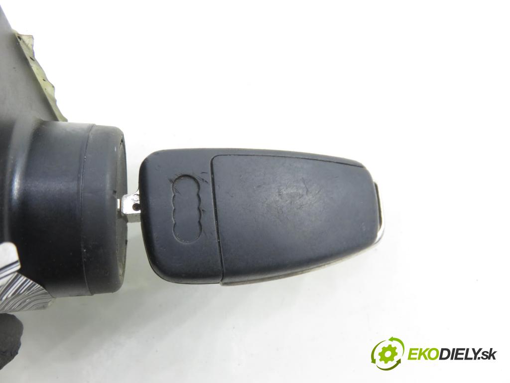 AUDI Q7 (4L) SUV 2007 171,00 3.0 TDI quattro - BUG 2967,00 spinačka 4F0909131E ; 4F0910131E (Spínacia skrinka)