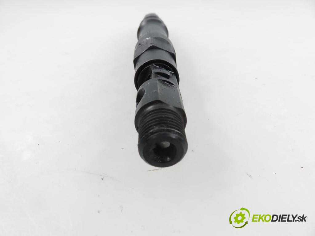 FORD MONDEO III sedan (B4Y) SEDAN 2002 96,00 2.0 TDCi - FMBA 1998,00 vstrekovač EJDR00101Z ; 2S7Q9K546AH (Vstrekovač paliva)