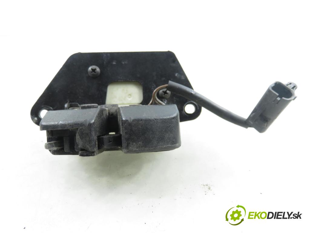 FIAT STILO (192_) HB 2004 76,00 1.6 16V 103 - 182 B6.000 1596,00 zámok dverí kufor EL. 65006100