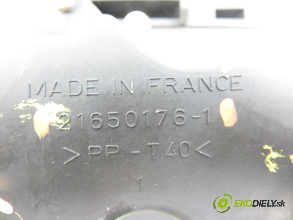 RENAULT SCENIC I (JA0/1_) MINIVAN 2003 75,00 1.9 dCi 102 - F9Q 732 1870,00 prístrojovka elektrický P8200071811 ; 216501761