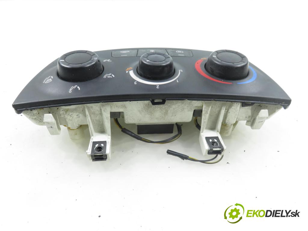 FIAT STILO (192_) HB 2004 76,00 1.6 16V 103 - 182 B6.000 1596,00 Panel topení KLIMATIZACE: 591546100