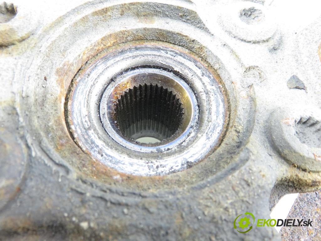 VW GOLF V (1K1) HB 2005 77,00 1.9 TDI - BXE 1896,00 náboj LP ABS