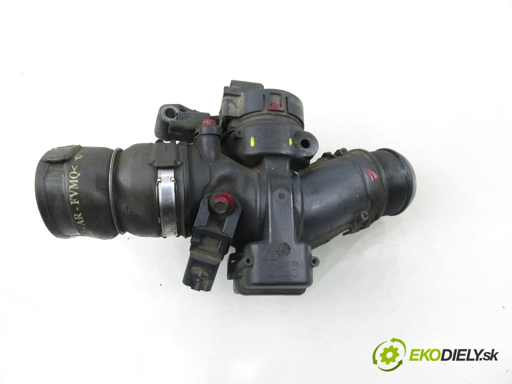 CITROEN C4 I (LC_) HB 2005 66,00 1.6 HDi - 9HX (DV6ATED4) 1560,00 škrtíci klapka 9660030480 (Škrticí klapka)