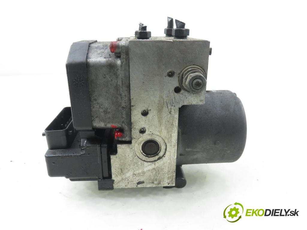 AUDI A6 (4B2, C5) SEDAN 1998 110,00 2.5 TDI - AFB 2496,00 Pumpa ABS 0273004358 ; 0265220525 (Pumpa ABS)