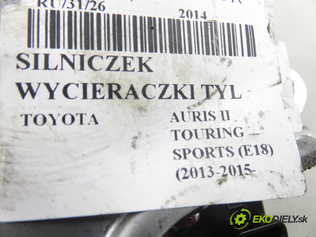 TOYOTA AURIS TOURING SPORTS (_E18_) KOMBI 2014 91,00 2.0 D-4D 124 (ADE186_) - 1AD-FTV 1998,00 motorek stěrače ZADNÍ: 8513002050 ; 2596002501