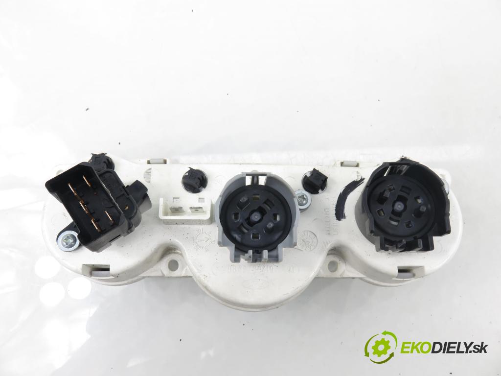 FORD FOCUS (DAW, DBW) HB 2001 85,00 1.8 TDCi - F9DA 1753,00 Panel topení KLIMATIZACE: 1S4H18C419BA