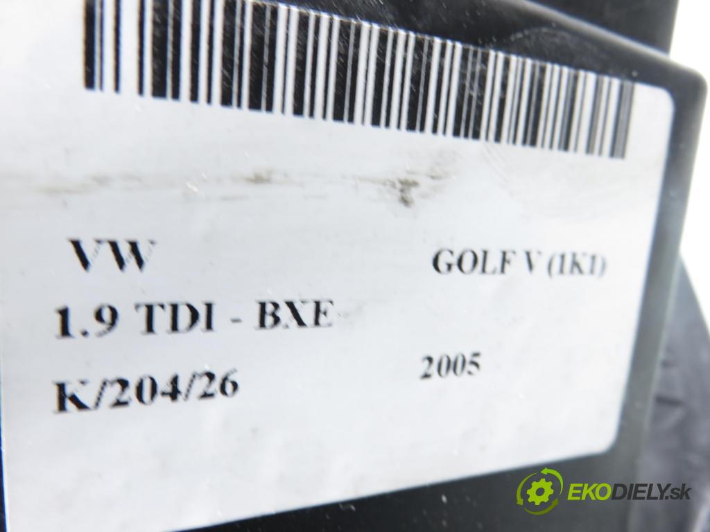 VW GOLF V (1K1) HB 2005 77,00 1.9 TDI - BXE 1896,00 Svetlo LP 