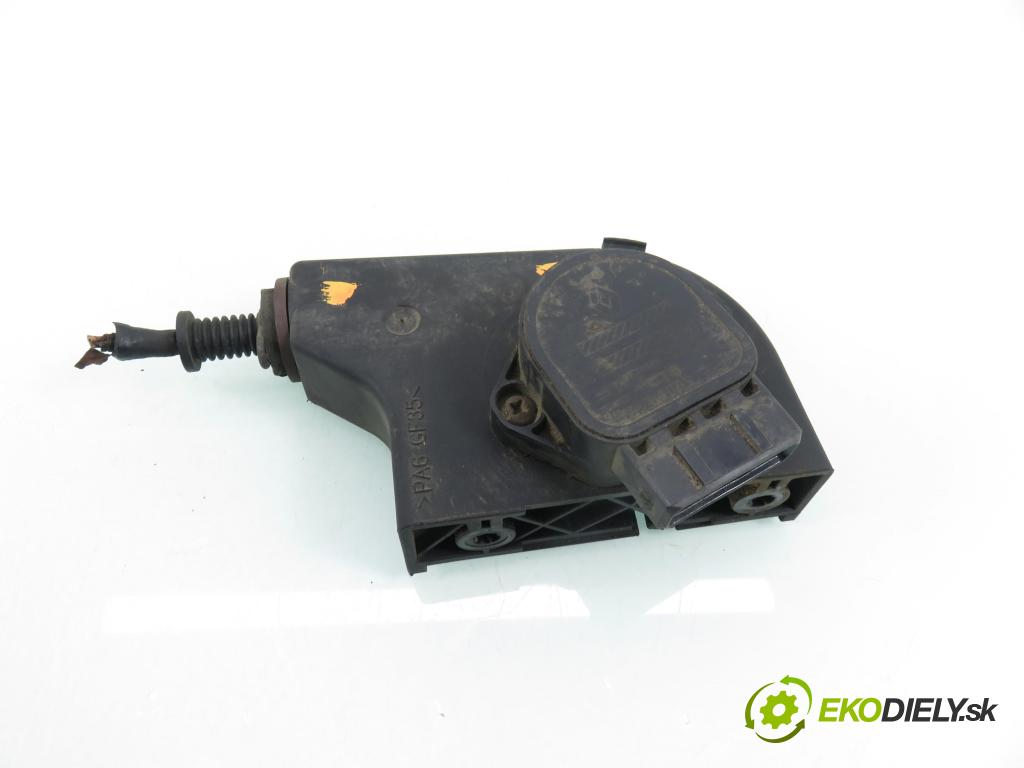 RENAULT SCENIC I (JA0/1_) MINIVAN 2003 75,00 1.9 dCi 102 - F9Q 732 1870,00 Potenciometer plynu 8200139460 (Potenciometer plynového pedálu)