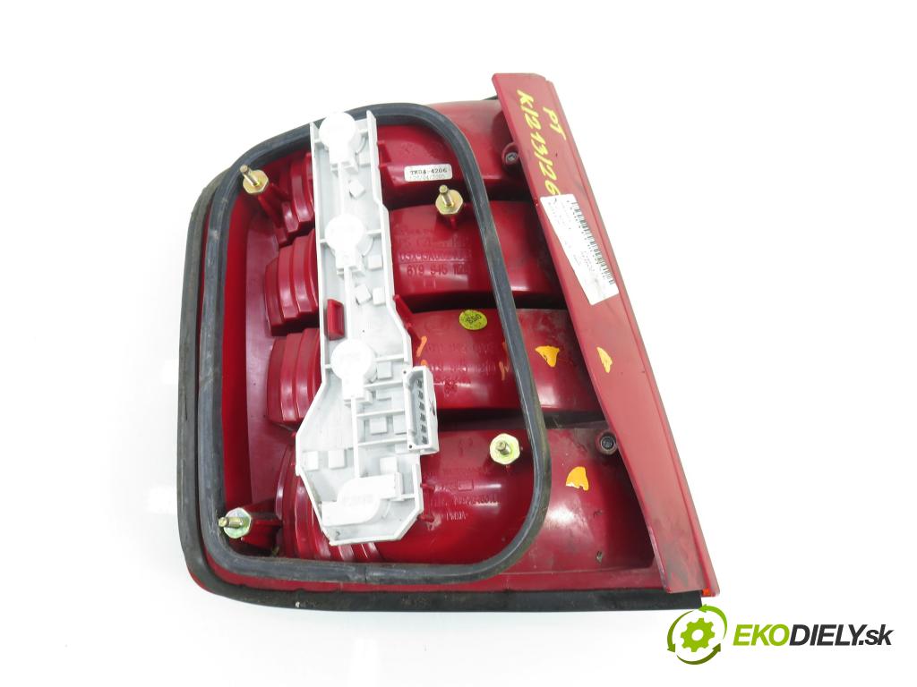 SKODA FABIA I SEDAN (6Y3) SEDAN 2005 47,00 1.2 12V 64 - BME 1198,00 světlo pravé zadní 6Y9945096E ; 6Y9945112D