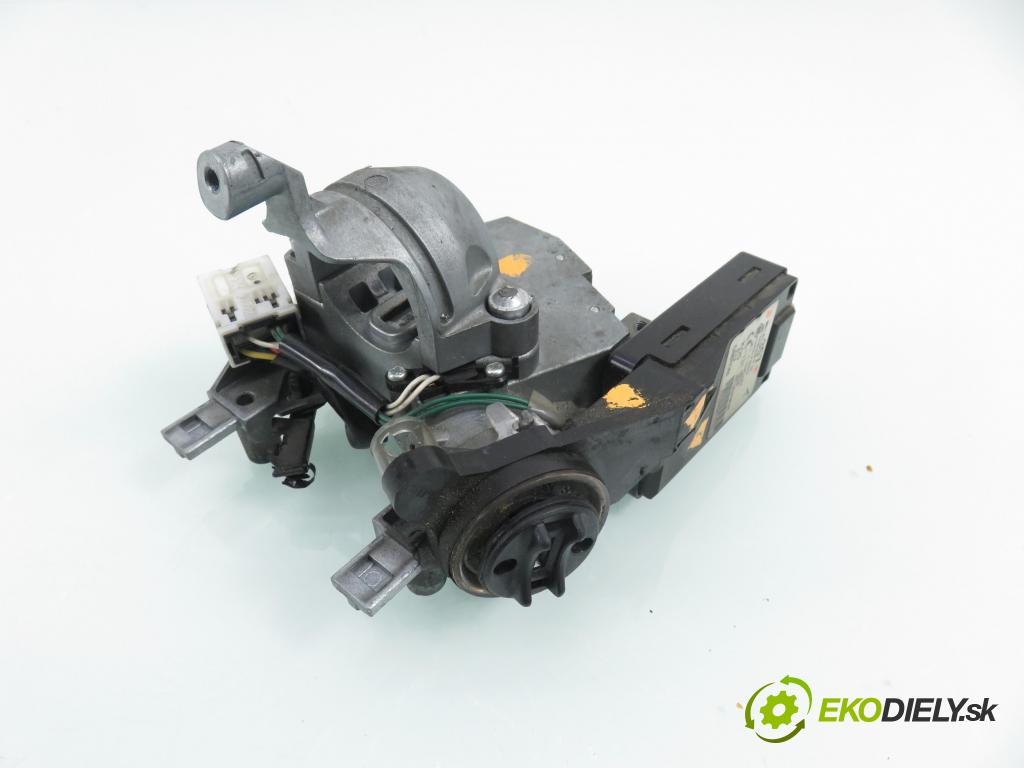 MITSUBISHI OUTLANDER II (CW_W) SUV 2009 103,00 2.0 DI-D 140 - BSY (Volkswagen Group) 1968,00 spinačka / zámky MN141357