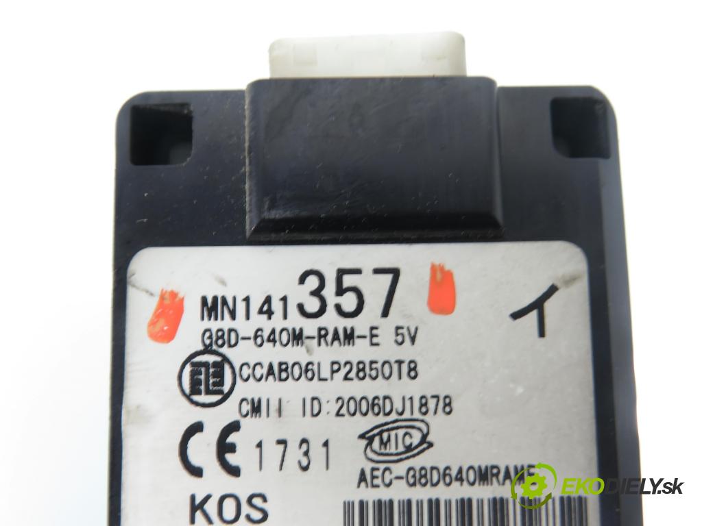 MITSUBISHI OUTLANDER II (CW_W) SUV 2009 103,00 2.0 DI-D 140 - BSY (Volkswagen Group) 1968,00 spinačka / zámky MN141357