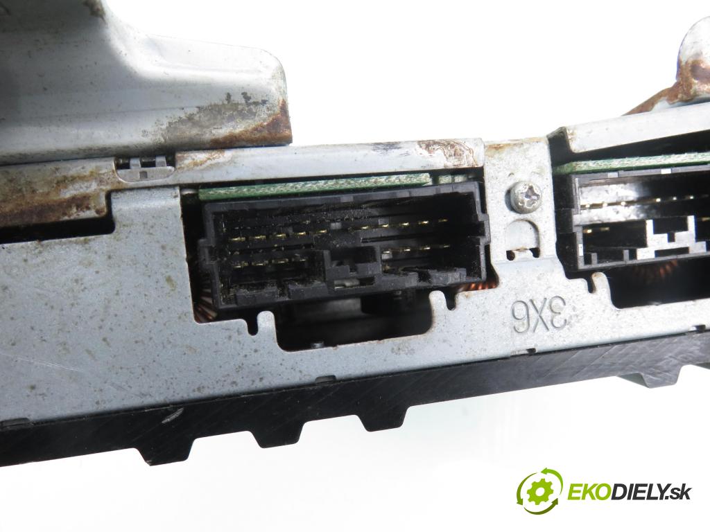 MITSUBISHI OUTLANDER II (CW_W) SUV 2009 103,00 2.0 DI-D 140 - BSY (Volkswagen Group) 1968,00 Zosilňovač 8701A257 ; 89123762 (Zosilňovač)