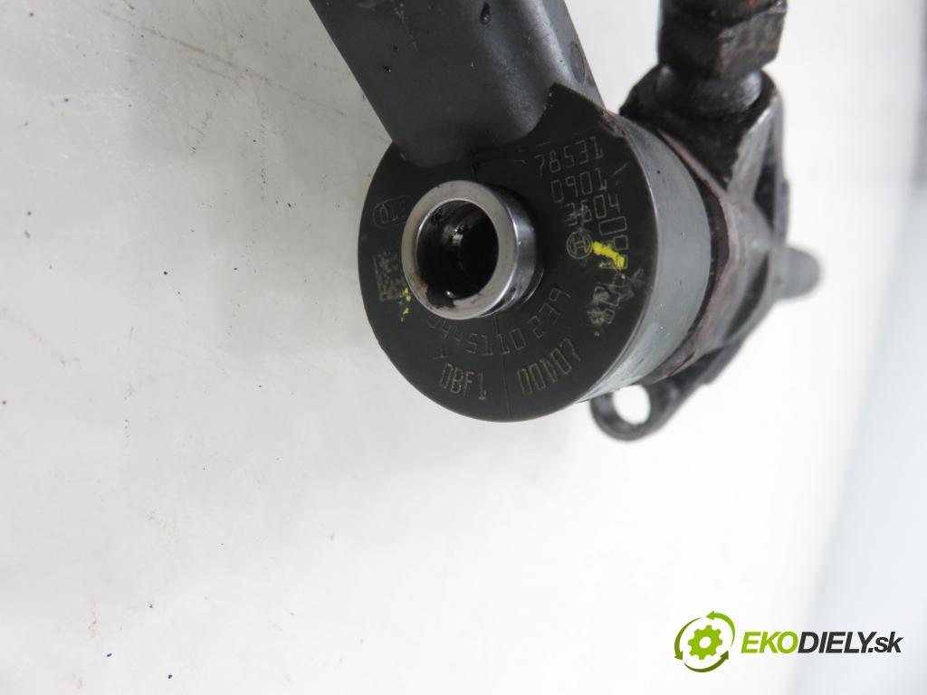 CITROEN C4 I (LC_) HB 2005 66,00 1.6 HDi - 9HX (DV6ATED4) 1560,00 vstrekovač 0445110239 (Vstrekovač paliva)