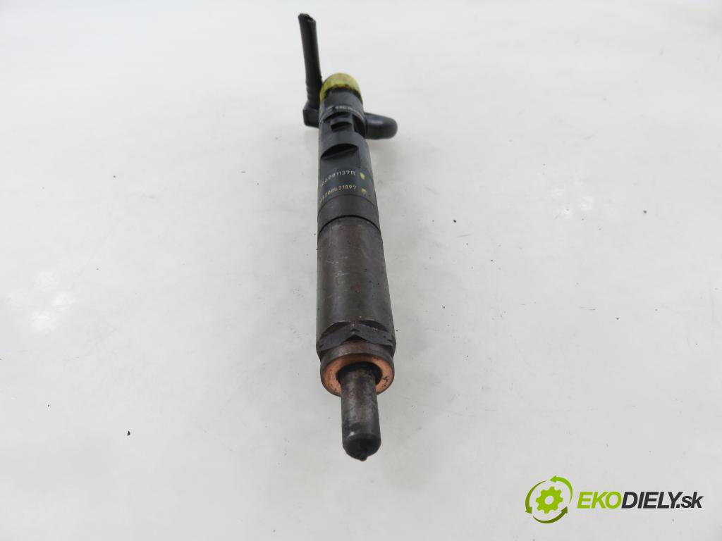 RENAULT MODUS / GRAND MODUS (F/JP0_) MINIVAN 2010 63,00 1.5 dCi (FP0F, JP0F) - K9K 766 1461,00 vstrekovač 28232251 ; 166001137R ; 8200421897 (Vstrekovač paliva)