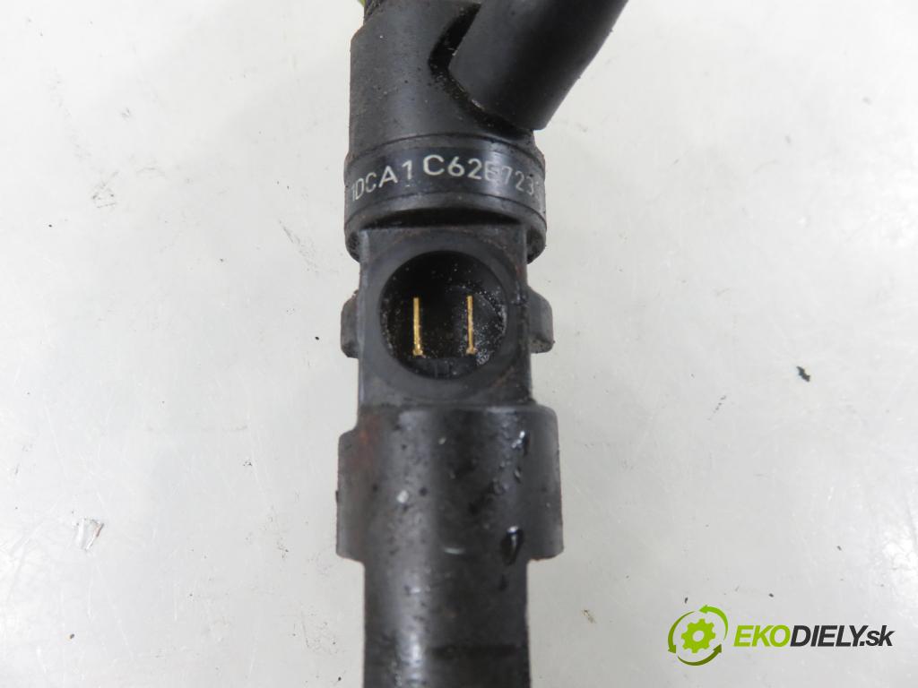 RENAULT MODUS / GRAND MODUS (F/JP0_) MINIVAN 2010 63,00 1.5 dCi (FP0F, JP0F) - K9K 766 1461,00 vstrekovač 28232251 ; 166001137R ; 8200421897 (Vstrekovač paliva)