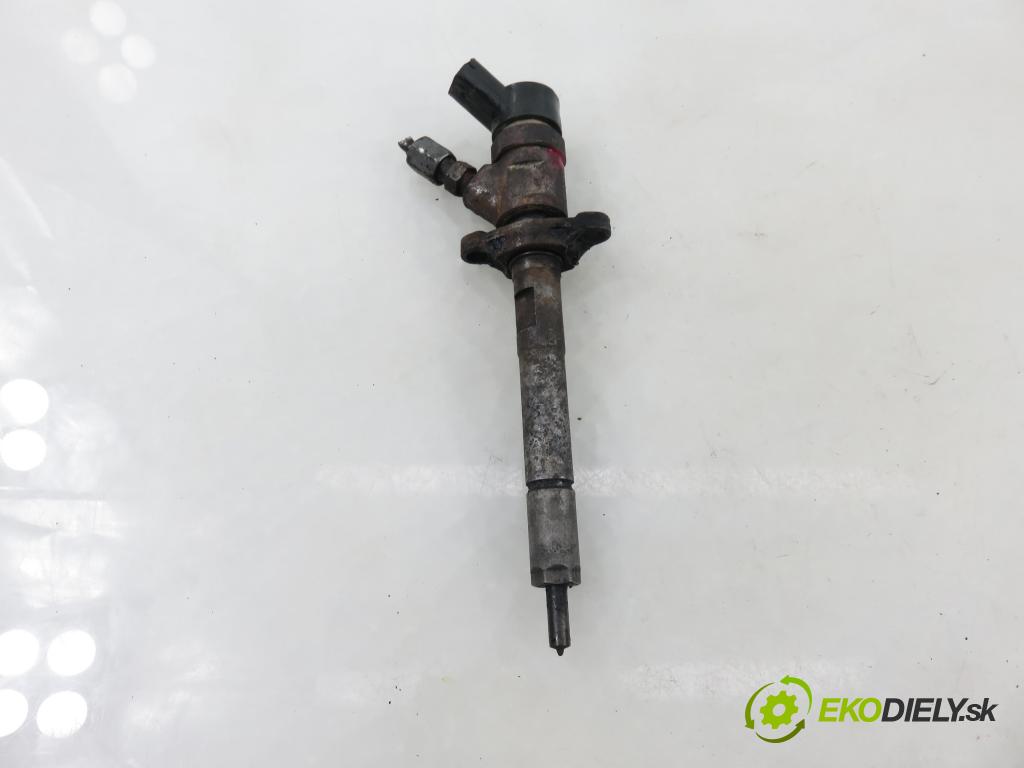 CITROEN C4 I (LC_) HB 2005 66,00 1.6 HDi - 9HX (DV6ATED4) 1560,00 vstrekovač 0445110239 (Vstrekovač paliva)