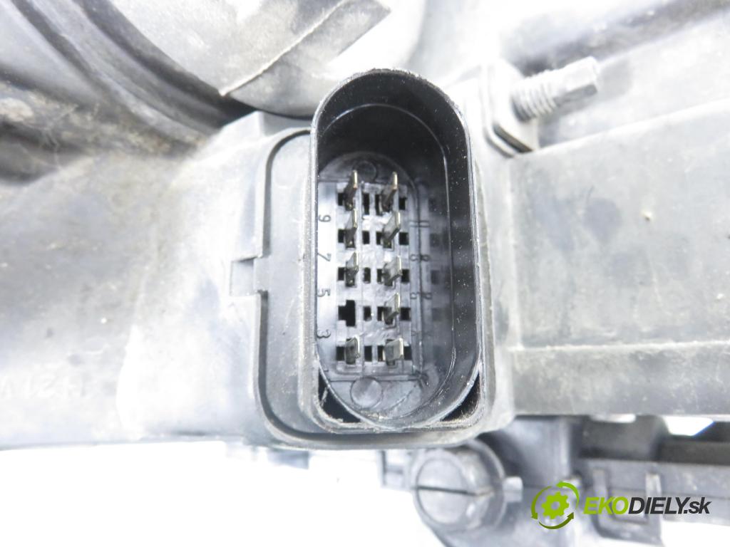 VW PHAETON (3D1, 3D2, 3D3, 3D4, 3D6, 3D7, 3D8, 3D9) SEDAN 2006 165,00 3.0 TDI 2967,00 světlo PP 3D1941018N