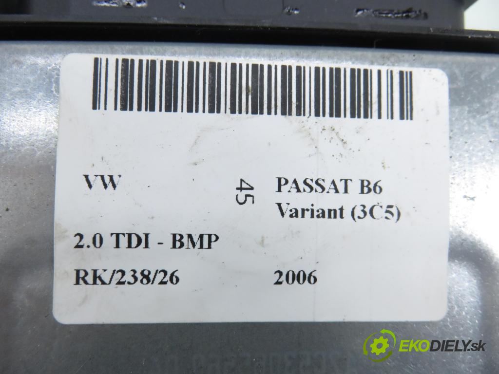 VW PASSAT B6 Variant (3C5) KOMBI 2006 103,00 2.0 TDI PD 8V 140 - BMP 1968,00 Riadiaca jednotka brzdy MANUÁLNY: 3C0907801B