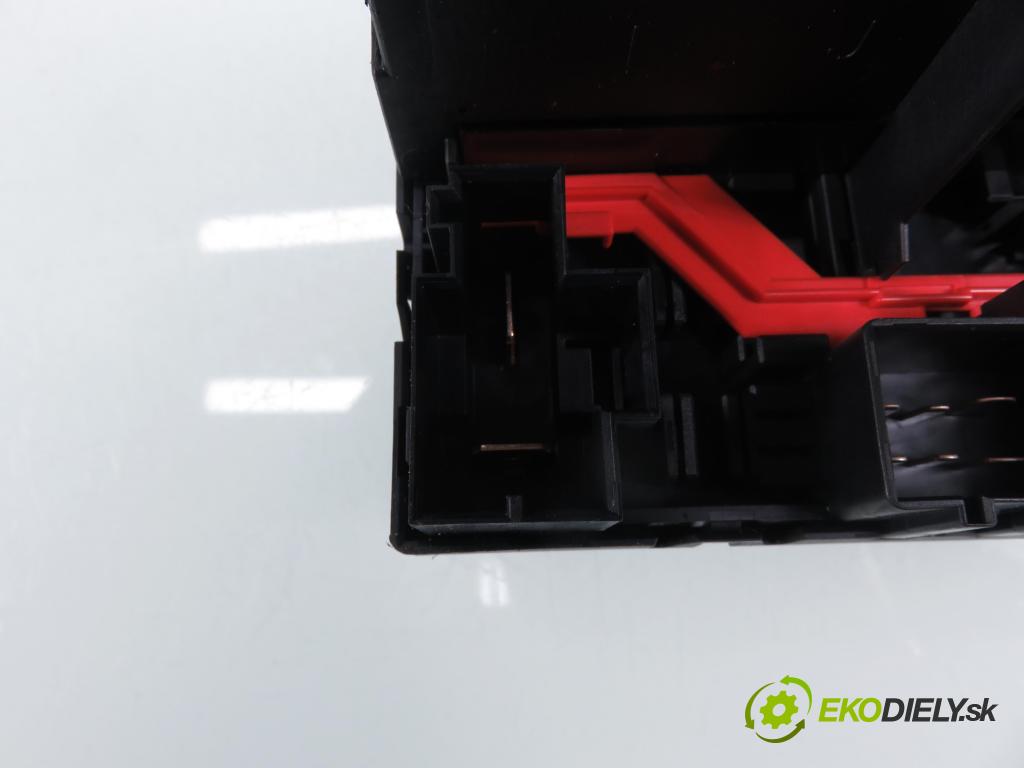 VW PASSAT B6 Variant (3C5) KOMBI 2006 103,00 2.0 TDI PD 8V 140 - BMP 1968,00 MODUL BORDNETZ 3C0937049J