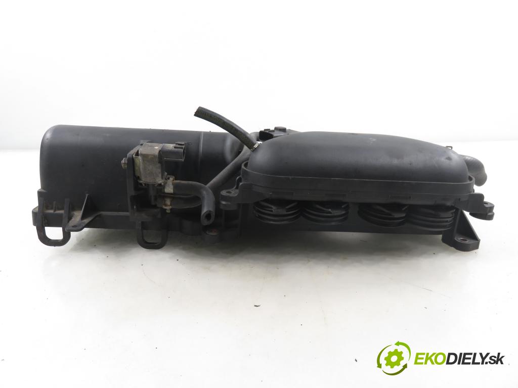 NISSAN MICRA III (K12) HB 2004 65,00 1.3 - CGA3DE 1348,00 Kryt Ventilov