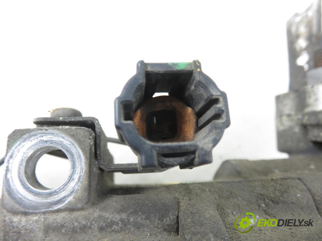 NISSAN MICRA III (K12) HB 2004 65,00 1.3 - CGA3DE 1348,00 KOMPRESOR: klimatizácie 92600AX020 ; 387026871 (Kompresor klimatizácie)