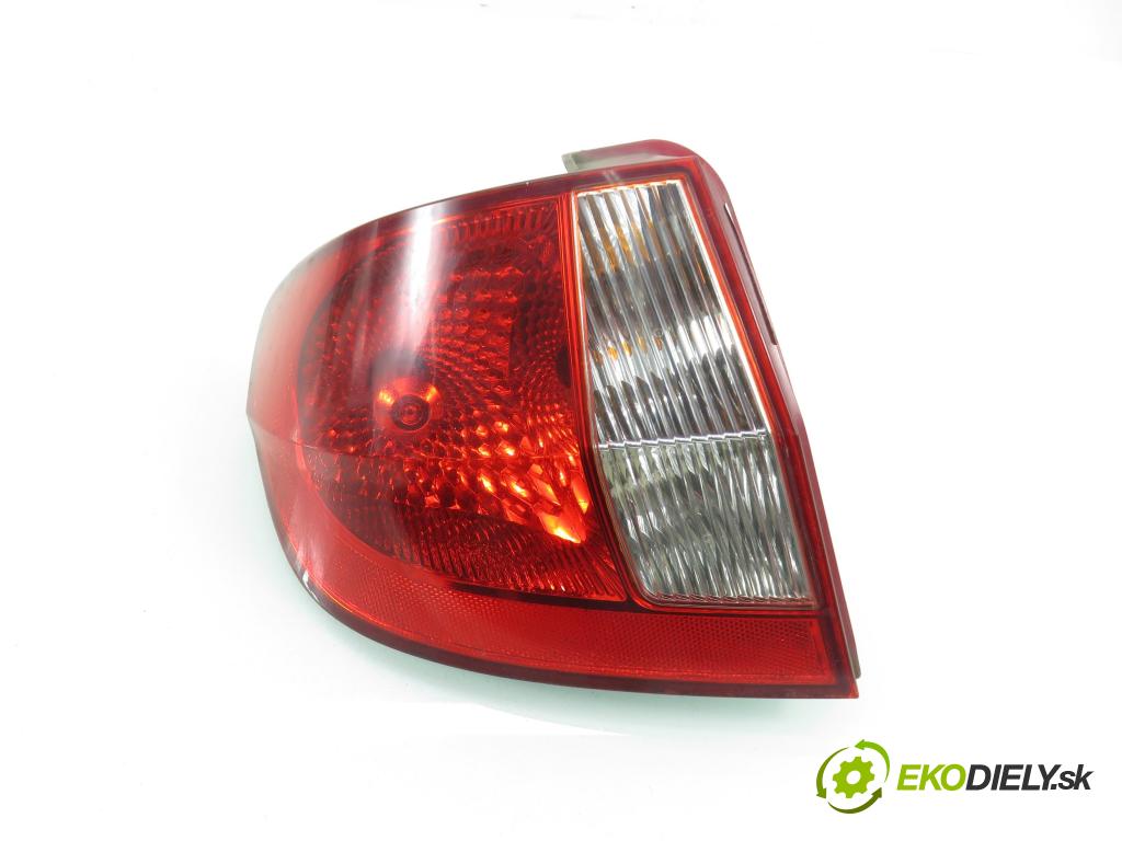 HYUNDAI GETZ (TB) HB 2008 46,00 1.1 - G4HD 1086,00 světlo levé zadní 924010B500