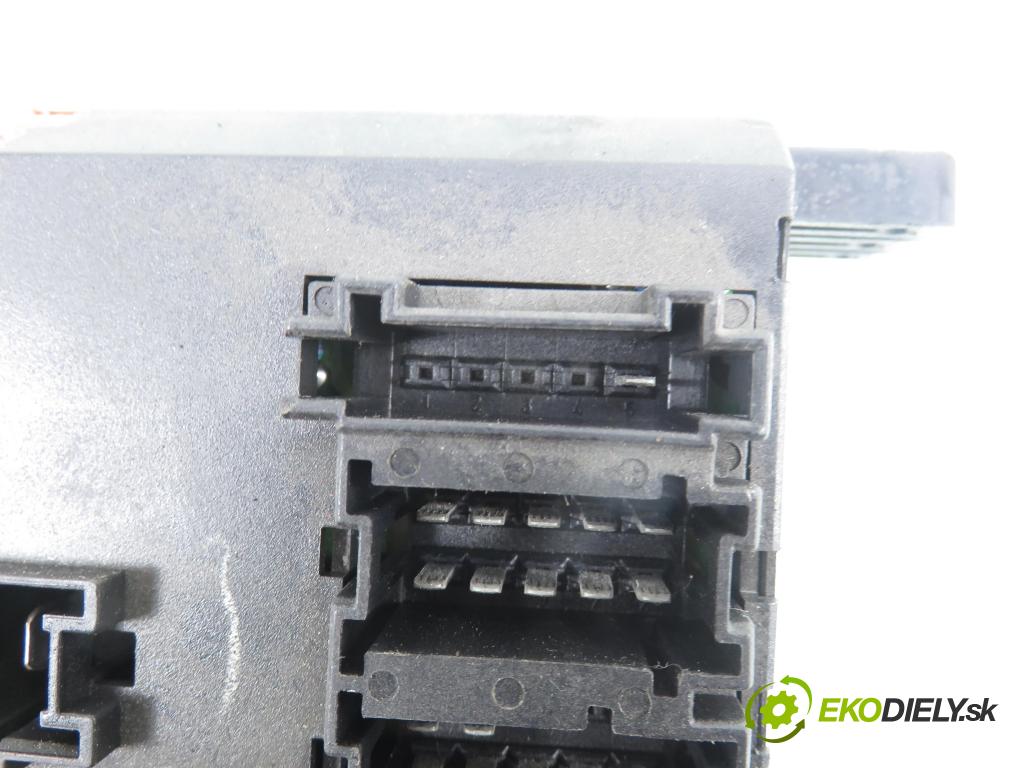 MERCEDES-BENZ KLASA A (W168) MINIVAN 1999 66,00 1.7 CDI 90 1689,00 prepínač svetlá 1685450604