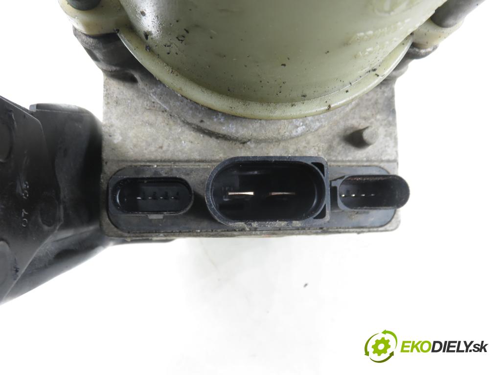 SKODA FABIA I SEDAN (6Y3) SEDAN 2005 47,00 1.2 - AZQ 1198,00 Pumpa servočerpadlo 6Q0423155AH ; 6Q0423371A