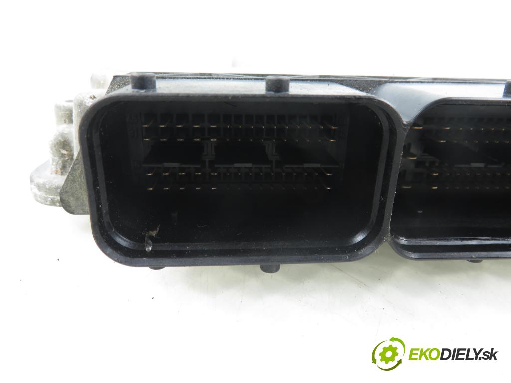 VW PHAETON (3D1, 3D2, 3D3, 3D4, 3D6, 3D7, 3D8, 3D9) SEDAN 2006 165,00 3.0 TDI 2967,00 Riadiaca jednotka Motor 3D0907401 ; 0281011959